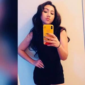 Meet your Posher, Ely